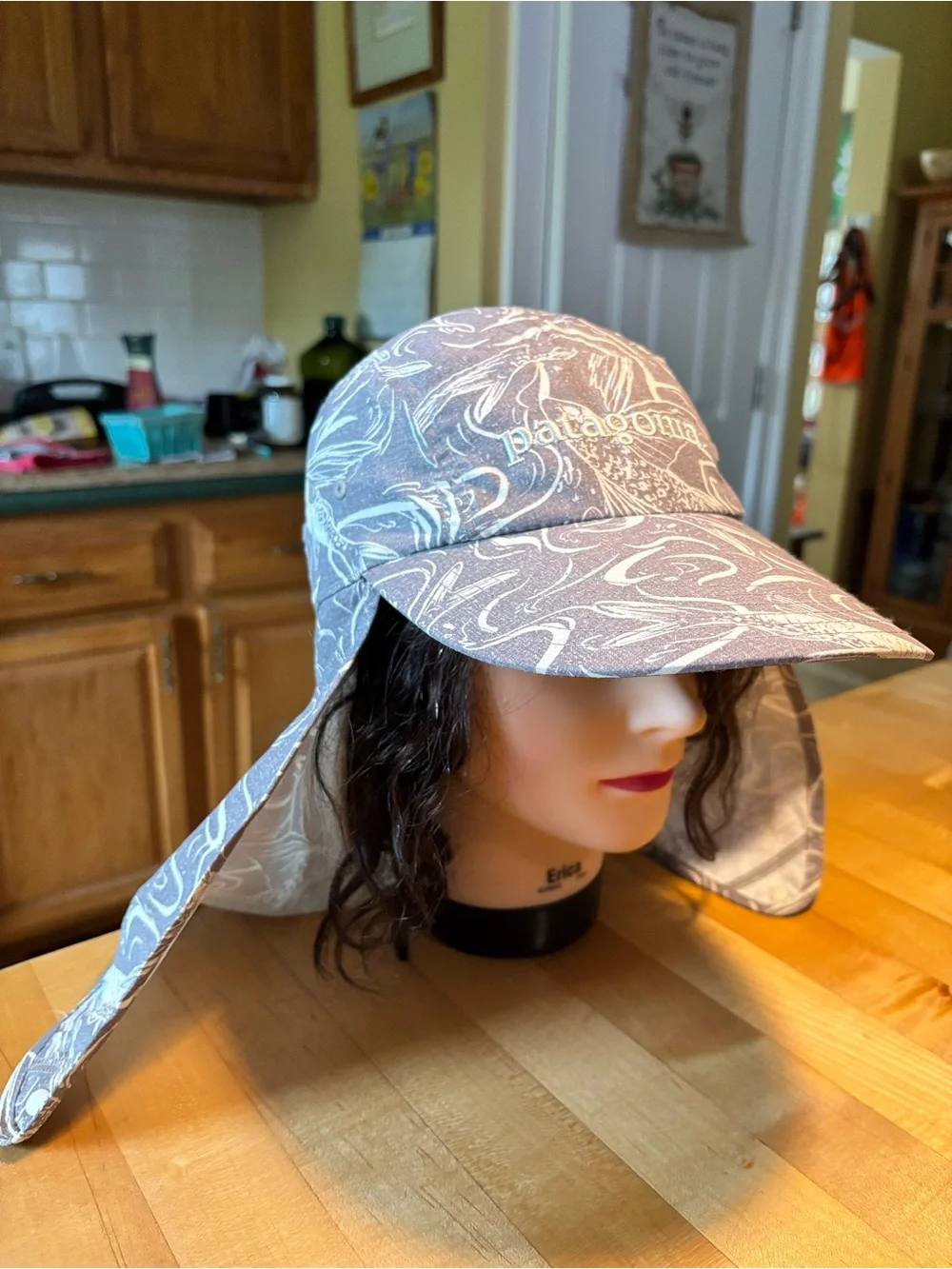 Patagonia Women’s Sun Hat with Neck Flap - Gray & White Swirl